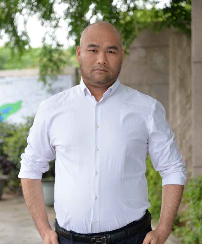 山东正装大熊